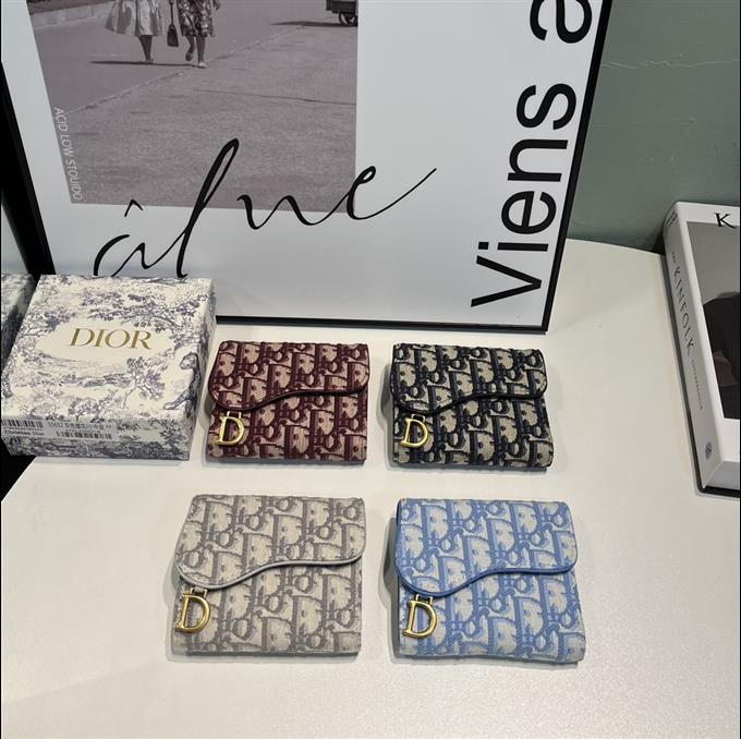 2025228Y 210P182142640